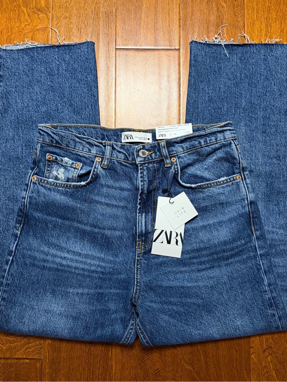 Zara serenity blue high rise kick leg jeans w raw hem